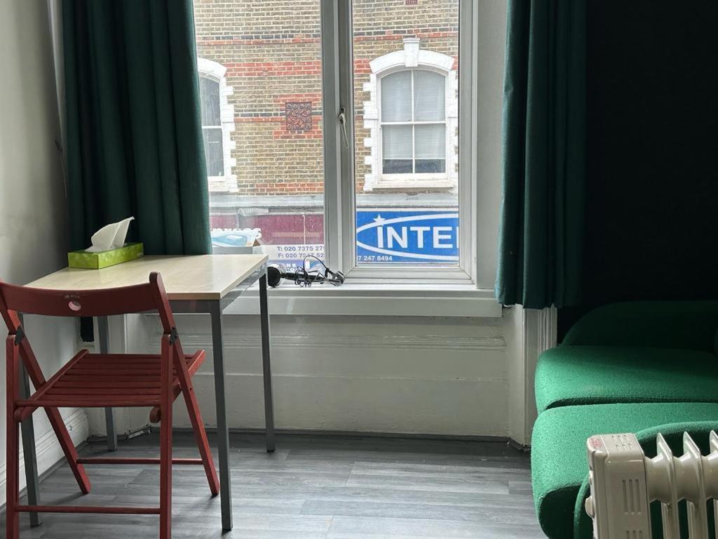 Bed & Breakfast Twenty One Londra